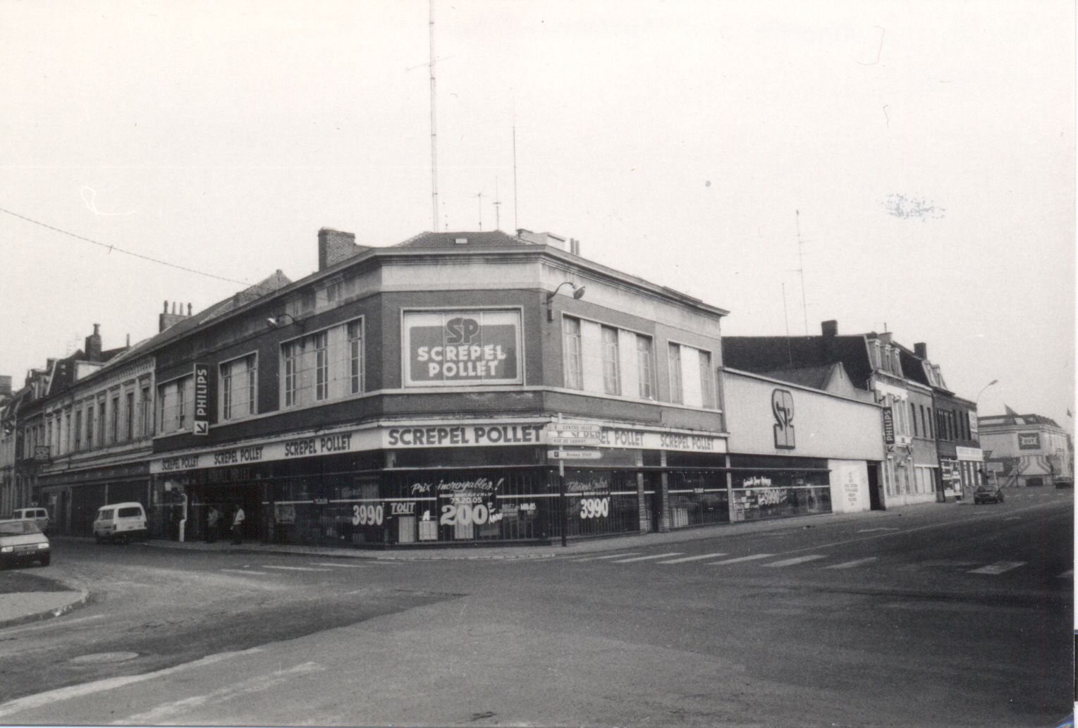 Angle Avenue Des Nations Unies Et Grand Rue 12 03 1985